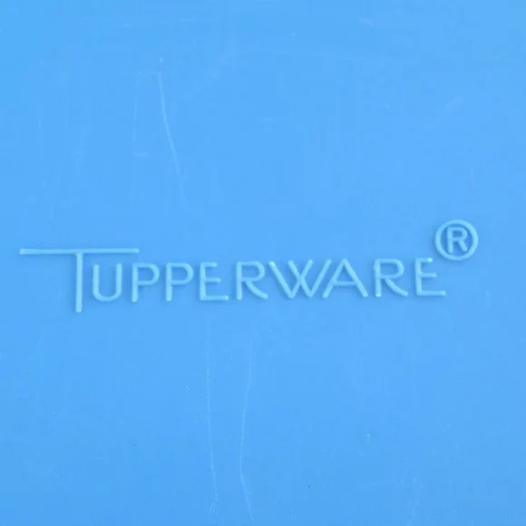 Tupperware Food Storage - Picture 4 of 7